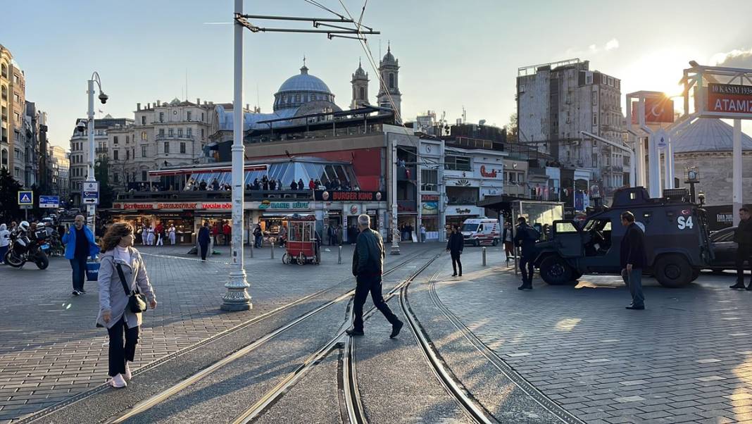 İstiklal Caddesi'ndeki patlamadan kahreden fotoğraf kareleri 30