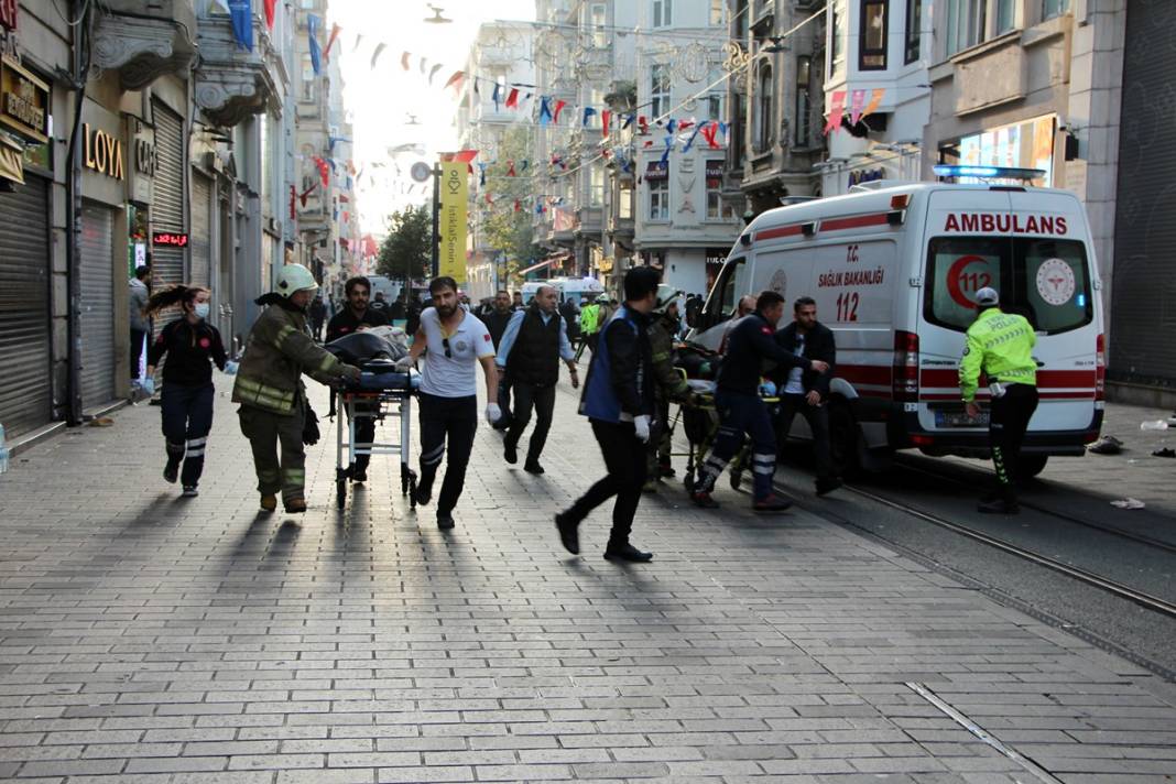 İstiklal Caddesi'ndeki patlamadan kahreden fotoğraf kareleri 42