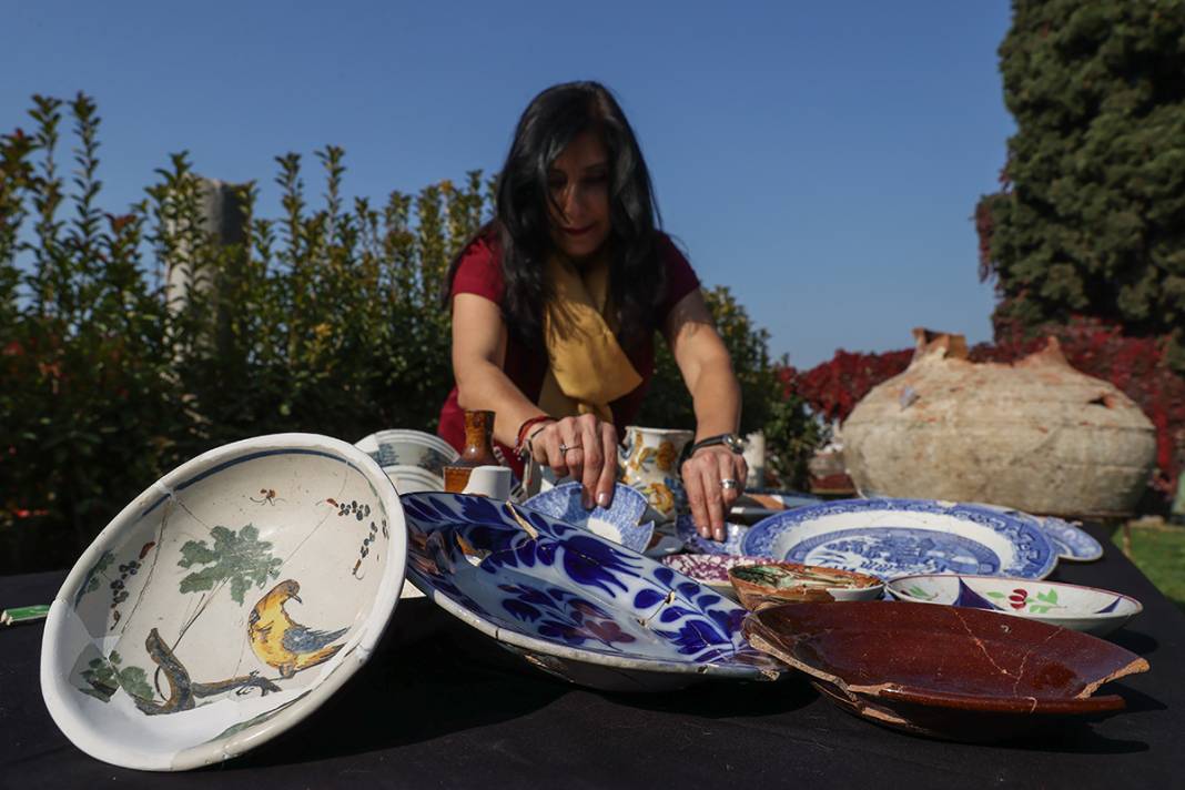 Antik kentin hazineleri... Bu yemek takımı tam 400 yıllık 2