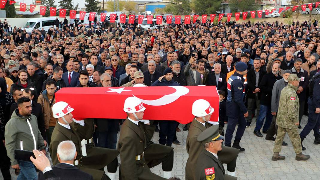 Pençe-Kilit şehitlerine veda! Ağabeye en acı selam 12