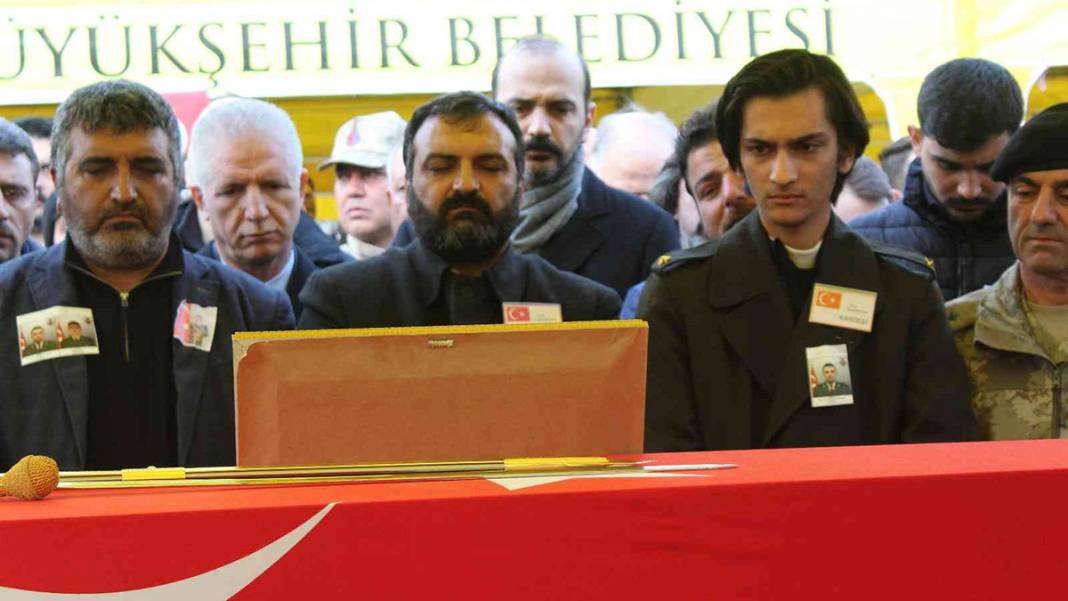 Pençe-Kilit şehitlerine veda! Ağabeye en acı selam 9