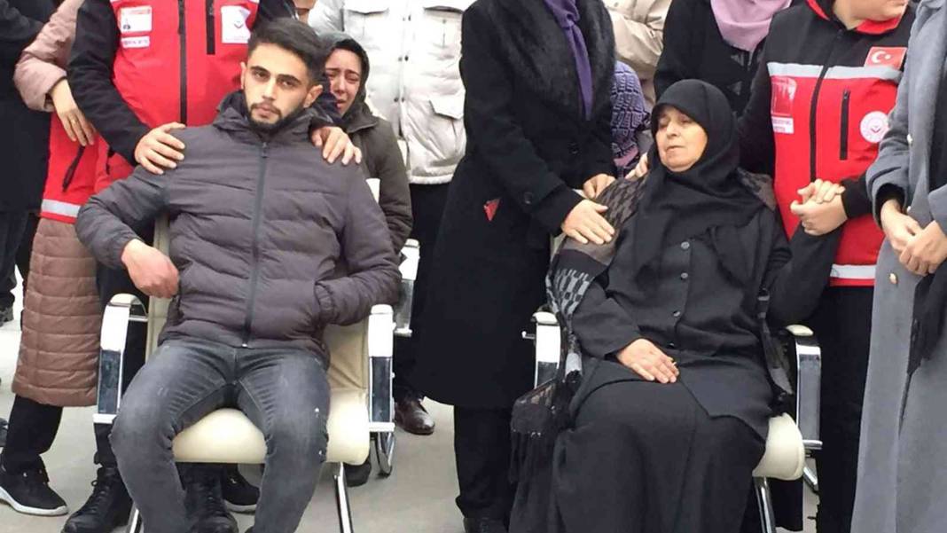 Pençe-Kilit şehitlerine veda! Ağabeye en acı selam 19