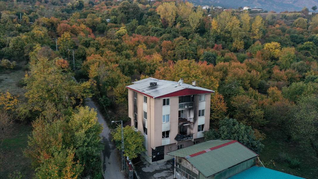 8'i çocuk 9 kişi hayatını kaybetmişti: Yangın faciasında yürek yakan kareler 7