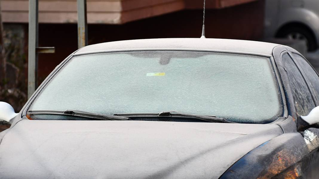 Türkiye'nin 'Sibirya'sı olarak biliniyor: Hava eksi 7'yi gördü, camları buz tuttu 3