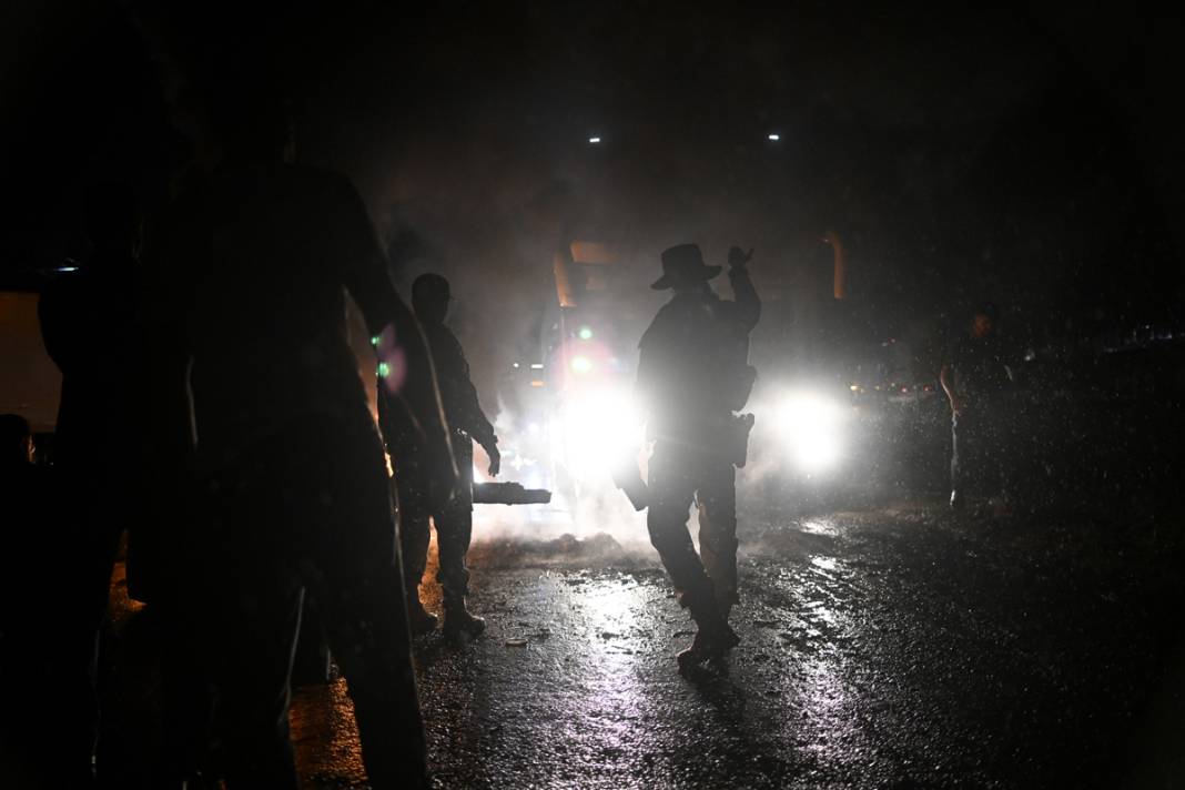 Brezilya'da seçim gerginliği sürüyor: Bolsonaro yanlısı kamyoncular otoyolları kapattı 1