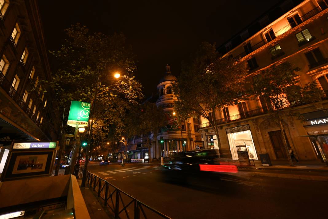 Enerji krizi Paris'i karanlığa gömdü 9