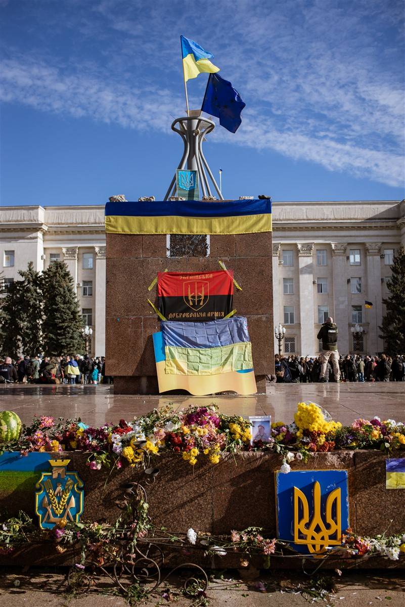 Zelenskiy'den zafer tebessümü: Herson'da kutlamalar devam ediyor 25