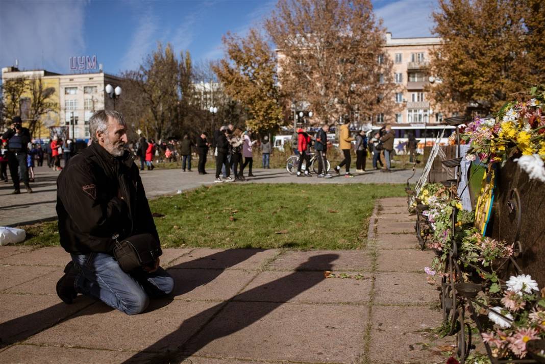 Zelenskiy'den zafer tebessümü: Herson'da kutlamalar devam ediyor 21