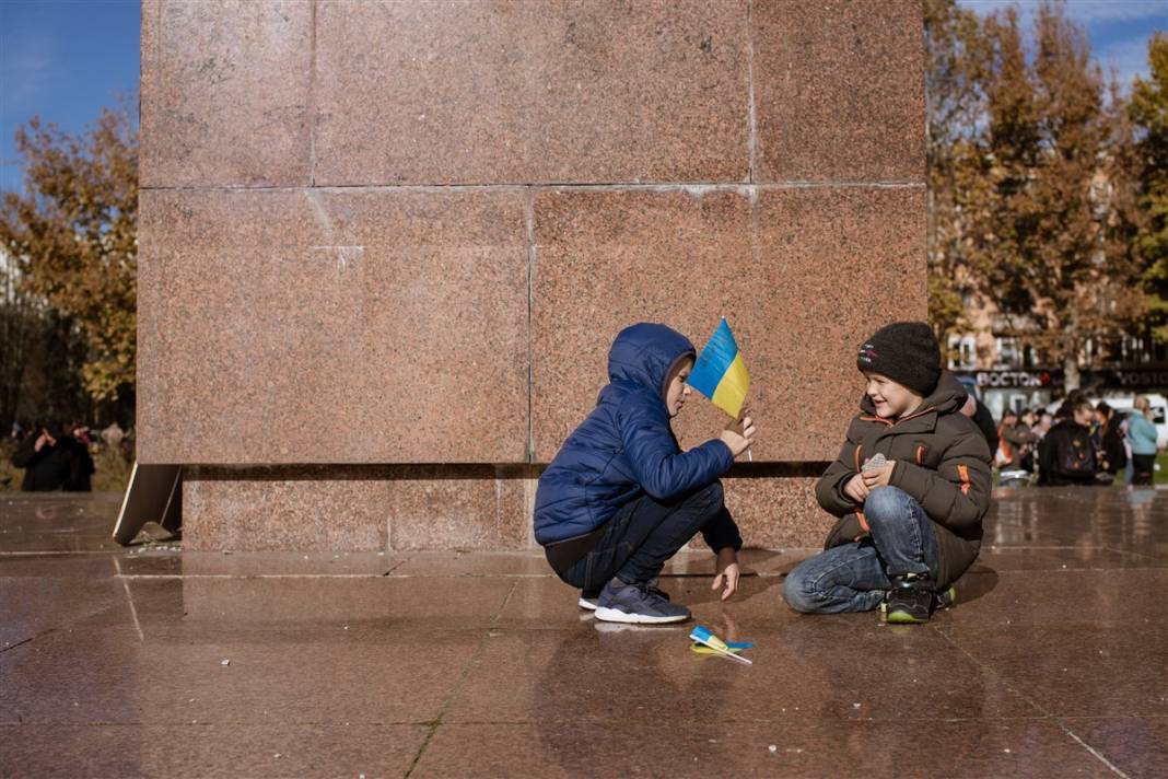 Zelenskiy'den zafer tebessümü: Herson'da kutlamalar devam ediyor 16