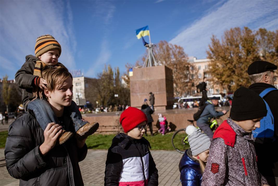 Zelenskiy'den zafer tebessümü: Herson'da kutlamalar devam ediyor 14