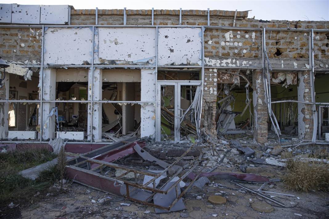 Herson'daki bu köyde hayat durdu! 'Artık evimiz yok' 31