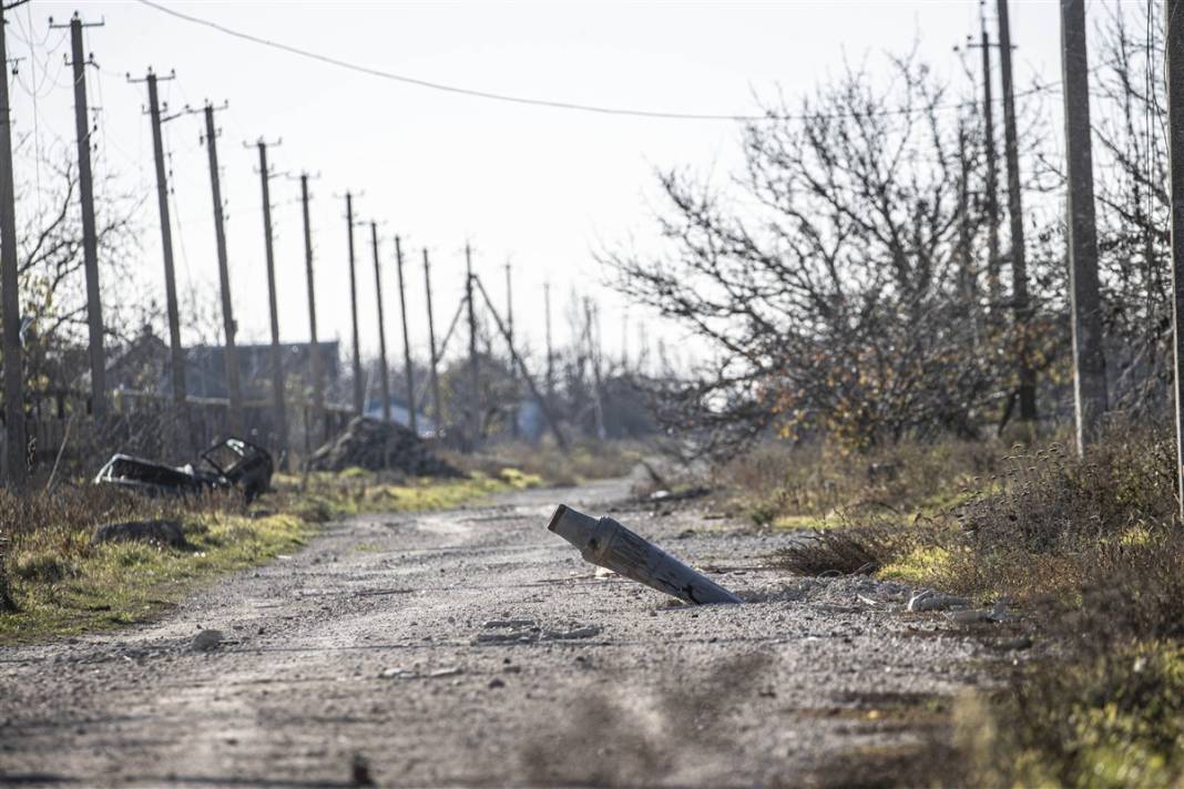 Herson'daki bu köyde hayat durdu! 'Artık evimiz yok' 32