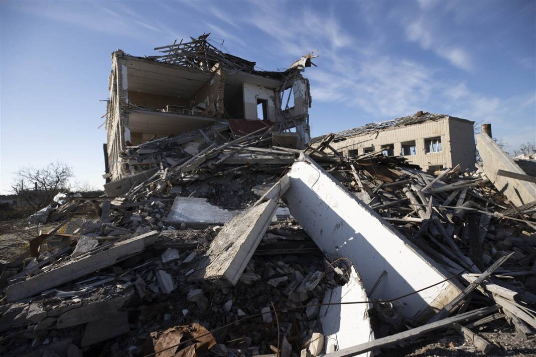 Herson'daki bu köyde hayat durdu! 'Artık evimiz yok' 22