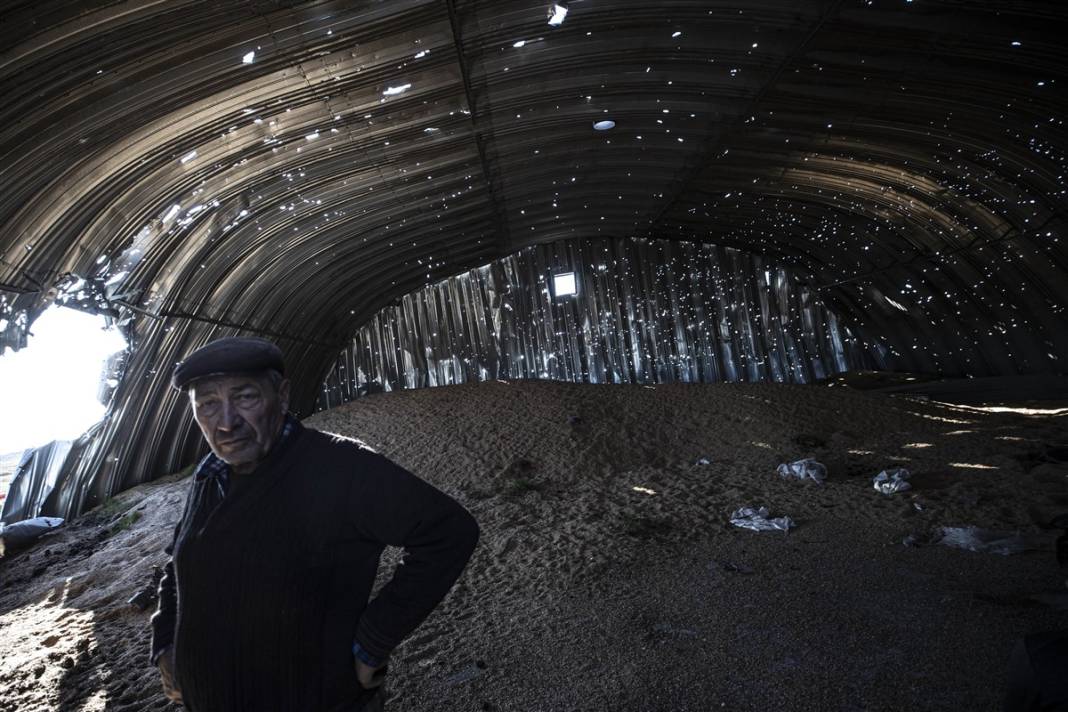 Herson'daki bu köyde hayat durdu! 'Artık evimiz yok' 15