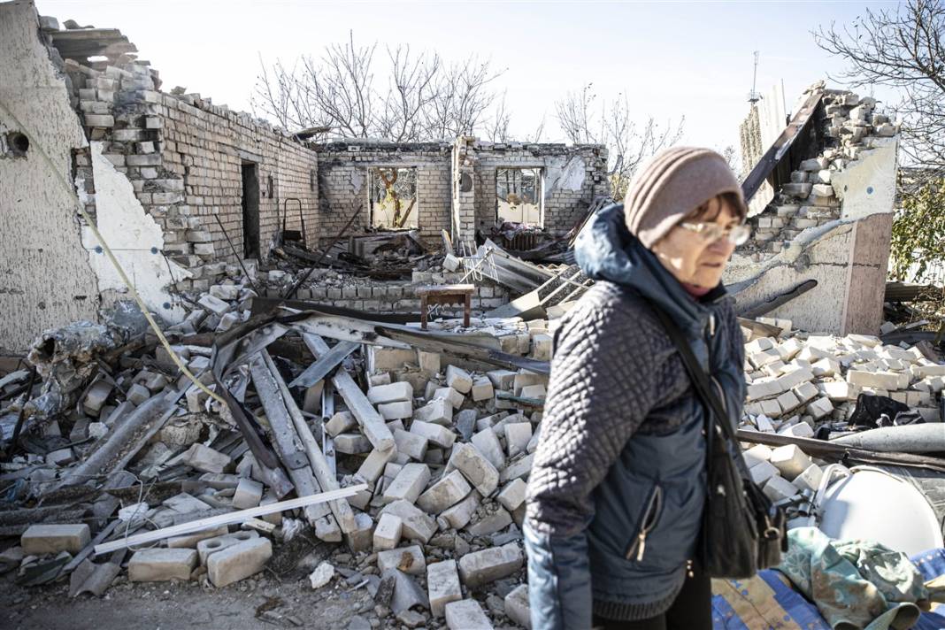 Herson'daki bu köyde hayat durdu! 'Artık evimiz yok' 7