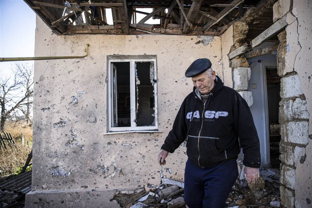 Herson'daki bu köyde hayat durdu! 'Artık evimiz yok' 5