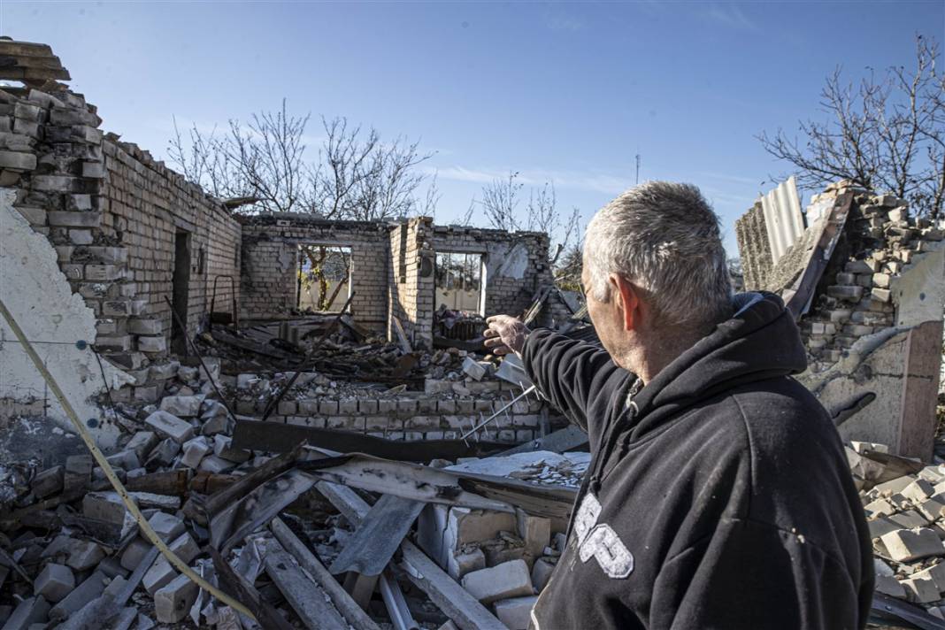 Herson'daki bu köyde hayat durdu! 'Artık evimiz yok' 3
