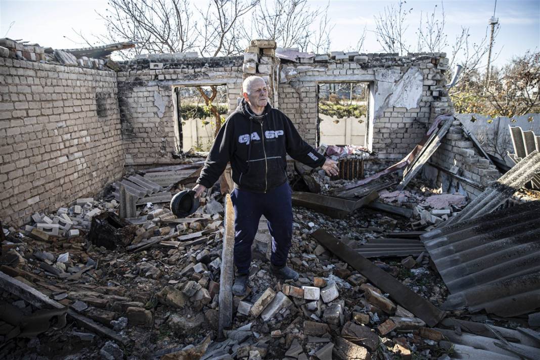 Herson'daki bu köyde hayat durdu! 'Artık evimiz yok' 1