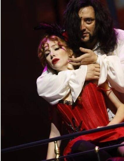 Ünlü oyuncunun son halini gören hayranları şoke oldu: Güzelliğinden eser kalmamış 2