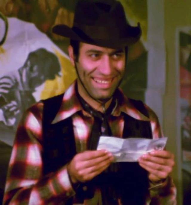 Yediden yetmişe herkesin sevdiği oyuncuydu... Kemal Sunal'ın yer aldığı 7 filmle ilgili ortaya çıkan gerçek herkesi şok etti! 11