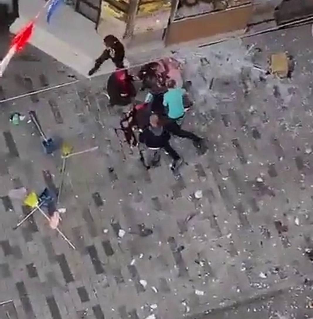 İstiklal Caddesi'ndeki patlamadan kahreden fotoğraf kareleri 19