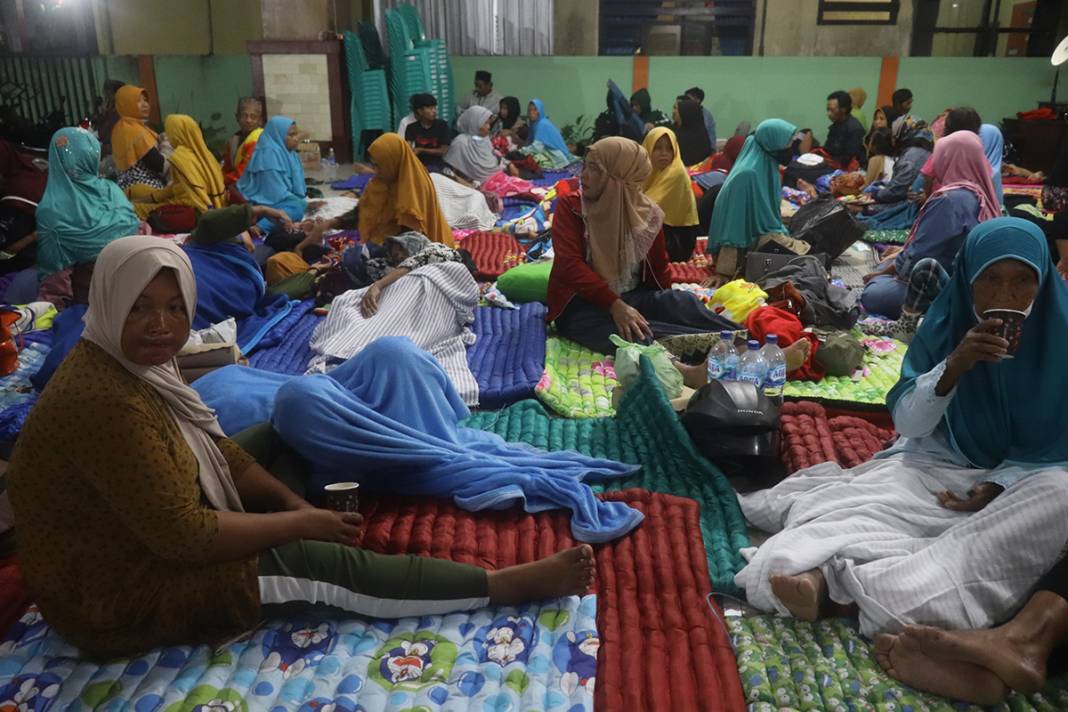 Deprem felaketinin ardından yeni alarm! Tahliyeler başladı 4