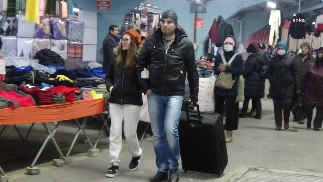 Bulgarlar bu sefer sandıklarla geldi... 'Bizim vatandaş ne yapsın garibim fiyatı soruyor gidiyor' 6