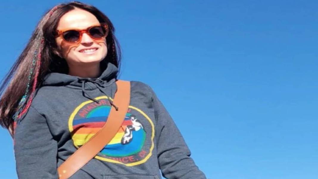 Adanalı'nın güzeller güzeli İdil'iydi... Selin Demiratar'ı bir de şimdi görün! Genç kızlar yanında halt yemiş 5