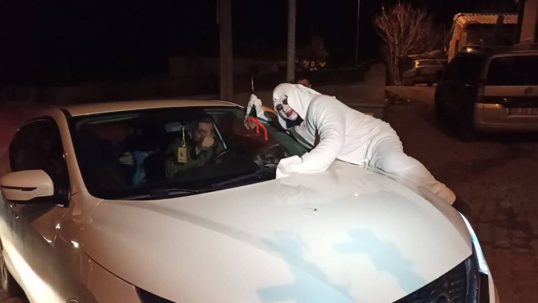 Renkli görüntüler 'Bocuk Gecesi'nden: Yüzlerini boyadılar, maske taktılar 8