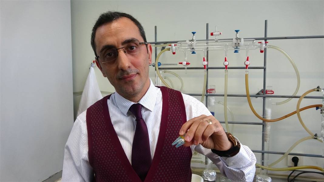 Türk bilim insanlarından çığır açacak buluş! Kötü huylu kanser hücresini yok ettiler 9