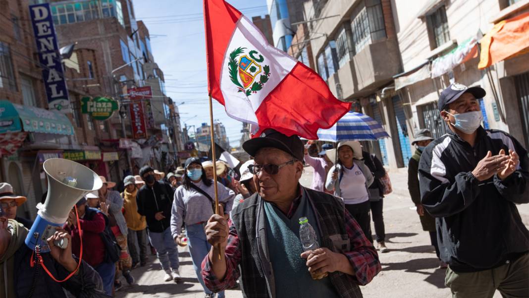 Peru'da Castillo çıkmazı: OHAL geldi, kişi hürriyeti kalktı 6