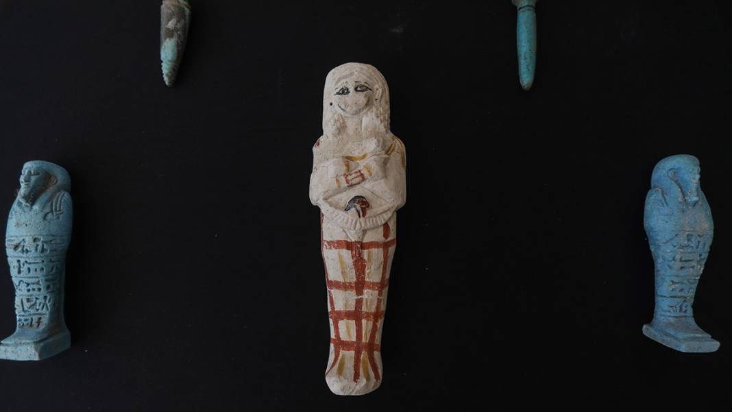 Tam 4 bin 300 yıllık! Hiç açılmamış... 4