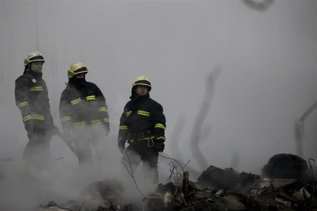 Rus füzeleri yine katletti! Ukrayna'da can kaybı artıyor 20