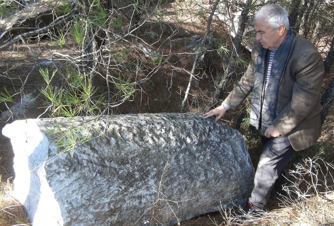 Kral, kraliçe, tapınak heykellerinde kullanılıyordu... Kimse yerinden oynatmaya cesaret edemiyor 8
