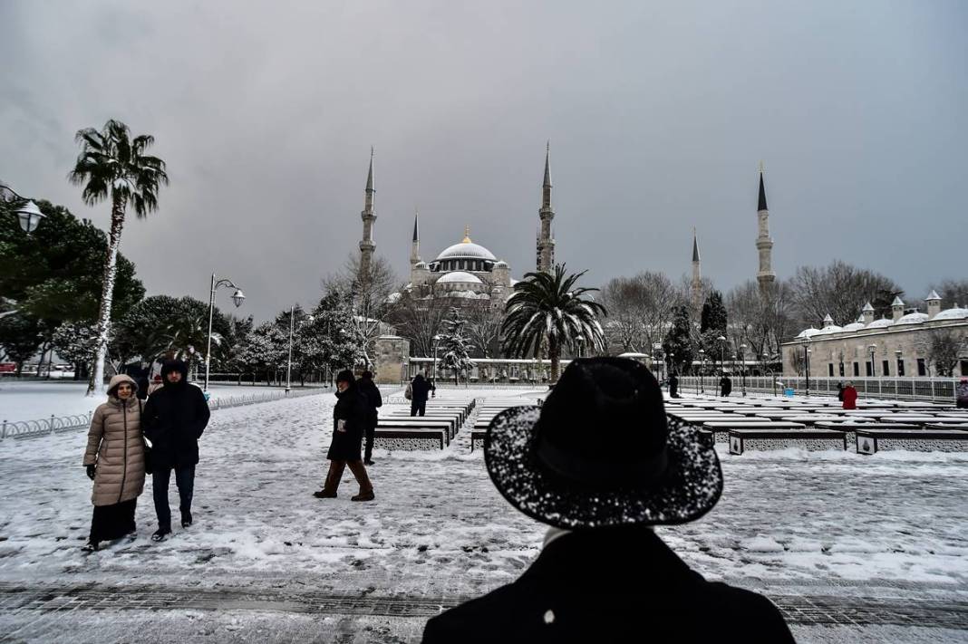 Kar neden yağmıyor? Uzmanından endişelendiren açıklama: Gidişat hiç iyi değil, gribal salgına hazırlıklı olun! 16