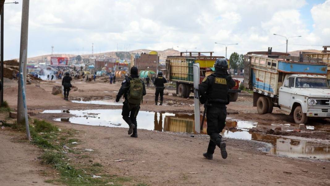 Halk eski başkanını istiyor: Peru’da Castillo ateşi 5