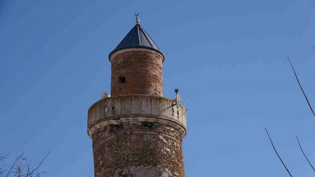 Binlerce deprem gördü ama tarihi mahallede tek bir taş bile kımıldamadı 5