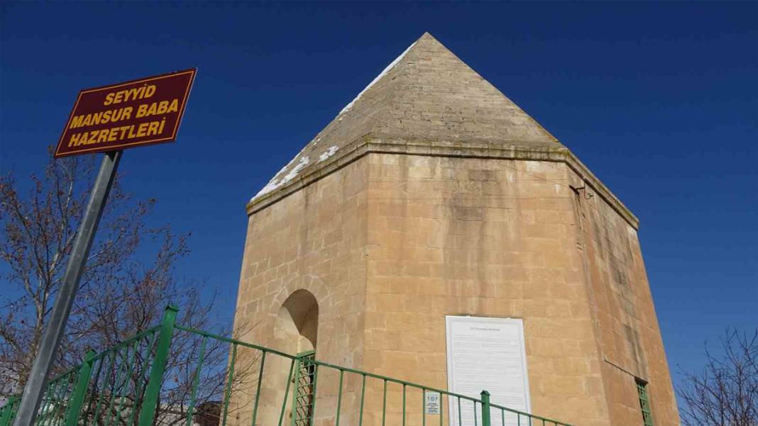 Binlerce deprem gördü ama tarihi mahallede tek bir taş bile kımıldamadı 7