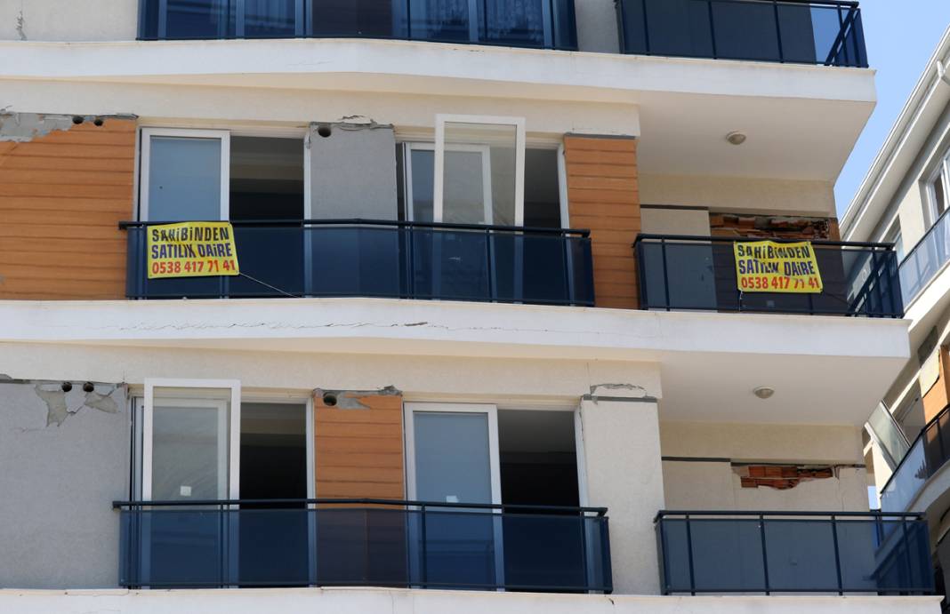 Hayalet şehre dönen Hatay'da yürekleri sızlatan görüntüler: Satılık enkazlar... 5