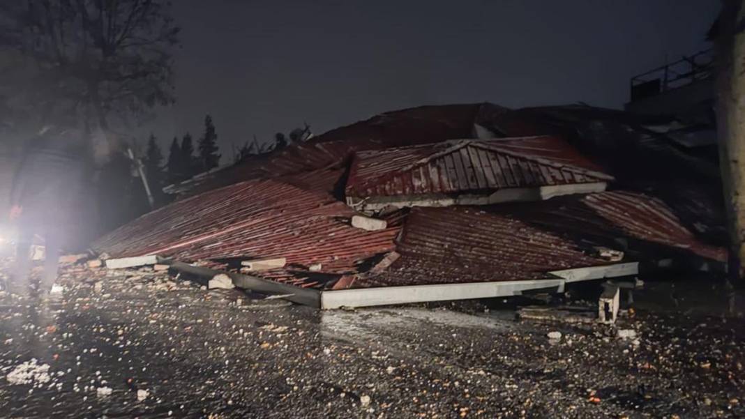 Türkiye'nin yarısı sallandı! Depremin ardından büyük yıkım 28