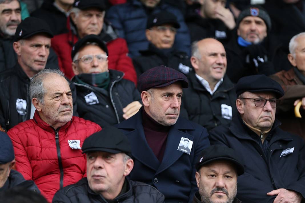 Trabzonspor'un efsanevi teknik direktörü Ahmet Suat Özyazıcı'ya veda 17