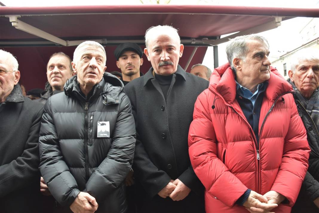 Trabzonspor'un efsanevi teknik direktörü Ahmet Suat Özyazıcı'ya veda 7