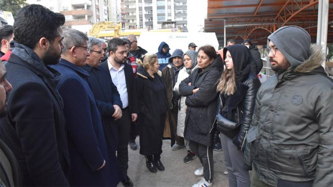 Davutoğlu afet bölgesinde konuştu: Manzara çok daha vahim 6