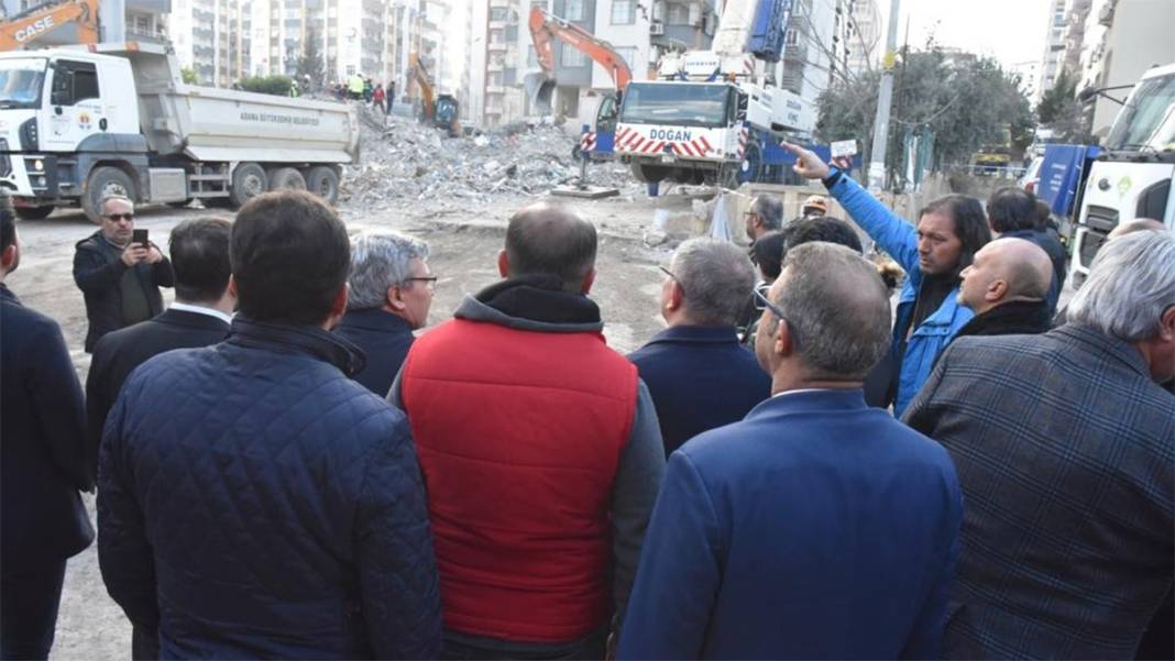 Davutoğlu afet bölgesinde konuştu: Manzara çok daha vahim 1