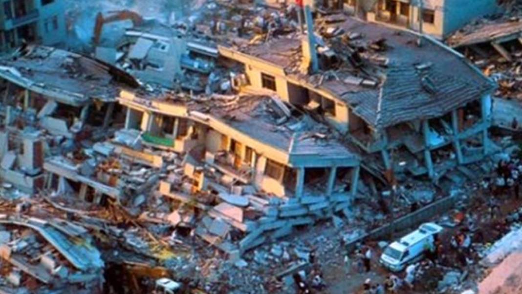 O bölge için uyarı üstüne uyarı yapmıştı! Naci Görür yine bildi: O bölge de depremle sarsıldı 1