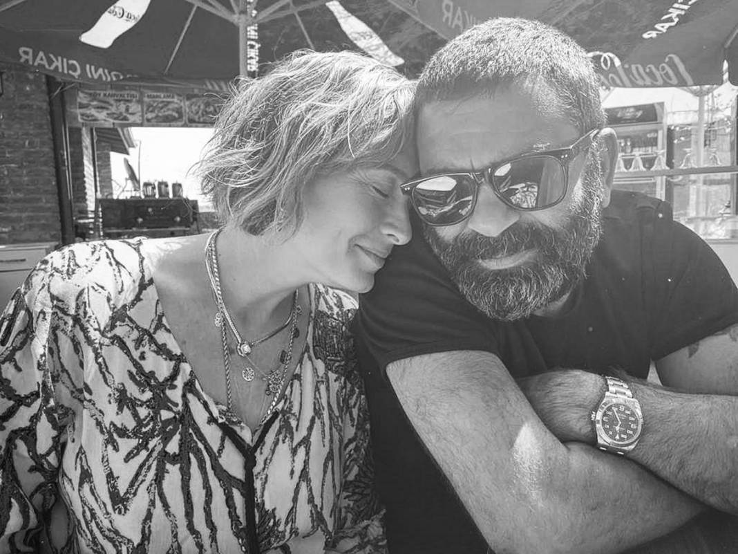 Boşanacakları iddia ediliyordu, beklenen açıklama geldi! Ceyda Düvenci ile Bülent Şakrak sosyal medyadan duyurdu 5