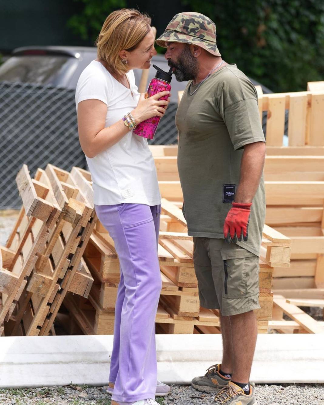 Boşanacakları iddia ediliyordu, beklenen açıklama geldi! Ceyda Düvenci ile Bülent Şakrak sosyal medyadan duyurdu 19