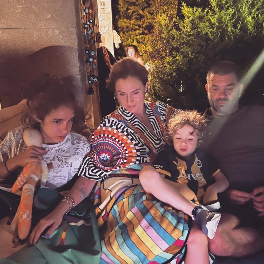 Boşanacakları iddia ediliyordu, beklenen açıklama geldi! Ceyda Düvenci ile Bülent Şakrak sosyal medyadan duyurdu 18