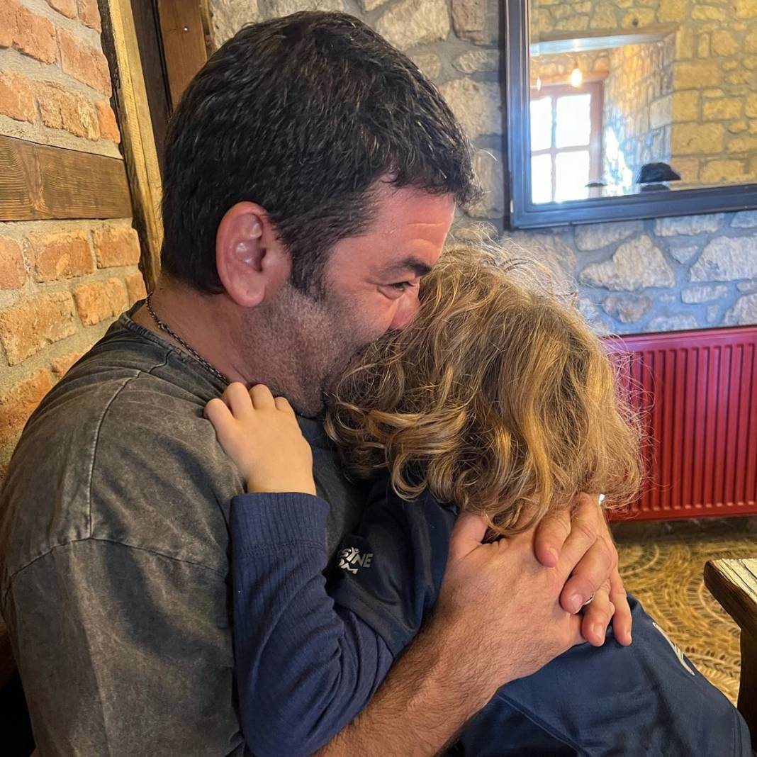 Boşanacakları iddia ediliyordu, beklenen açıklama geldi! Ceyda Düvenci ile Bülent Şakrak sosyal medyadan duyurdu 10