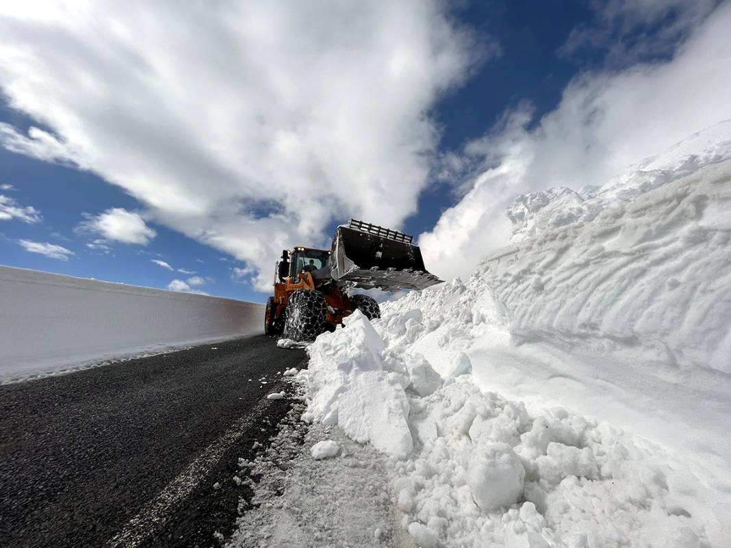 3 buçuk aydır kapalı olan yol ulaşıma açılıyor 1